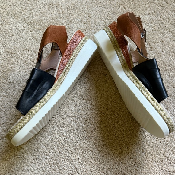 NEW Modern Wedge Sandals EU43/12US with Ankle Strap. ORIG. PKG. Black and Brown - Picture 3 of 5